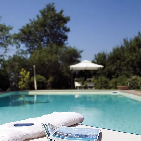 Borgo Del Grillo Aparthotel 3*