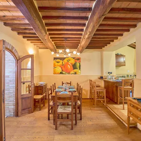 Borgo Fastelli Aparthotel 3*