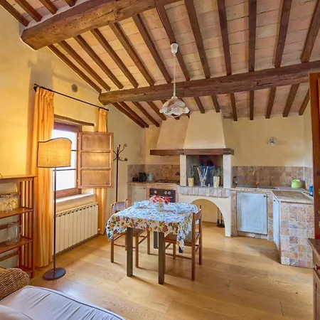 Aparthotel Borgo Fastelli Sarteano