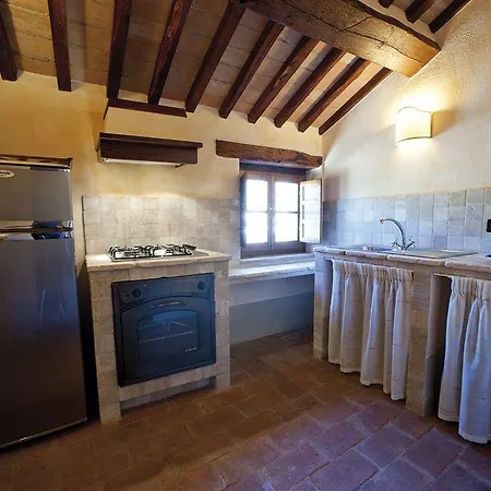 Borgo Fastelli Aparthotel Sarteano